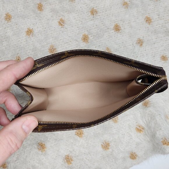 Louis Vuitton Monogram Toilette Bag, Authentic - Picture 4 of 5
